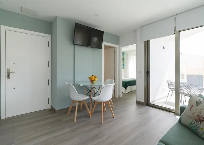 Zeus By Canariasgetaway * 텔데